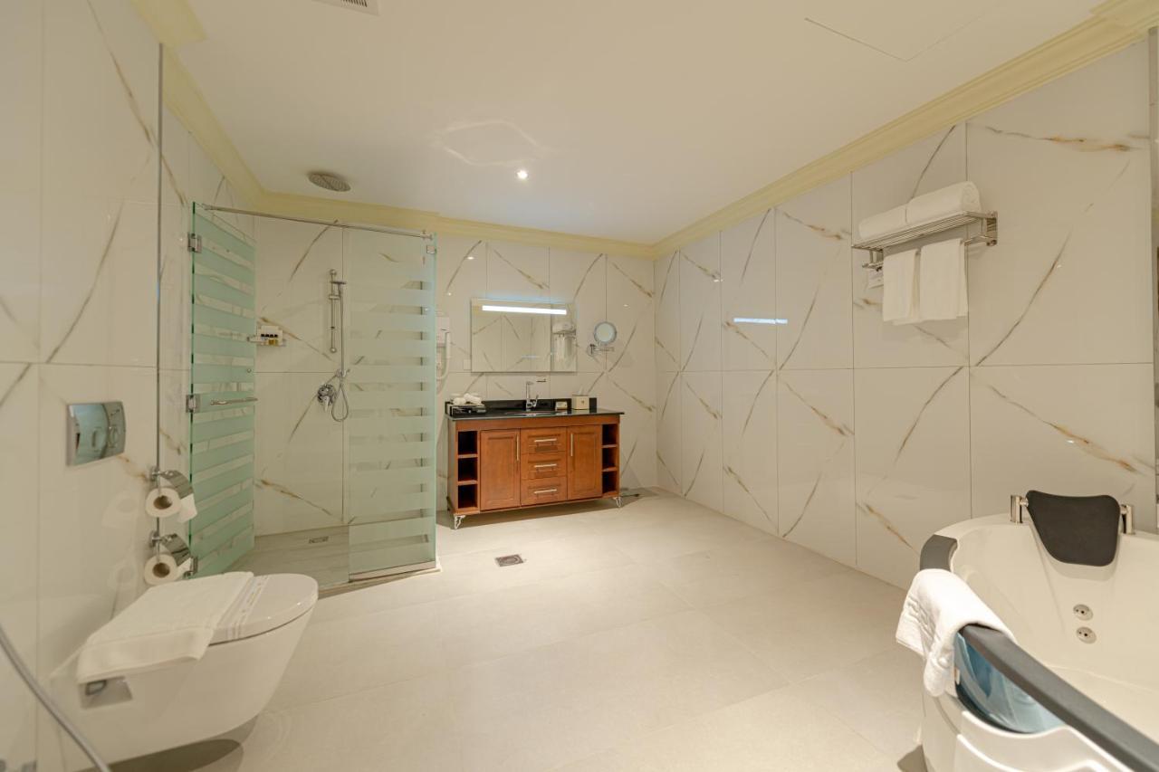 Wa Hotel Джеда Екстериор снимка
